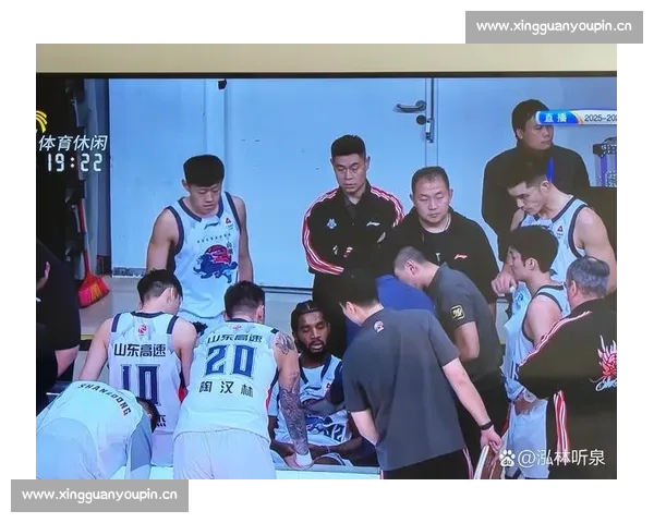 CBA赛事激战正酣 各队强者争霸赛季末焦点对决即将揭晓